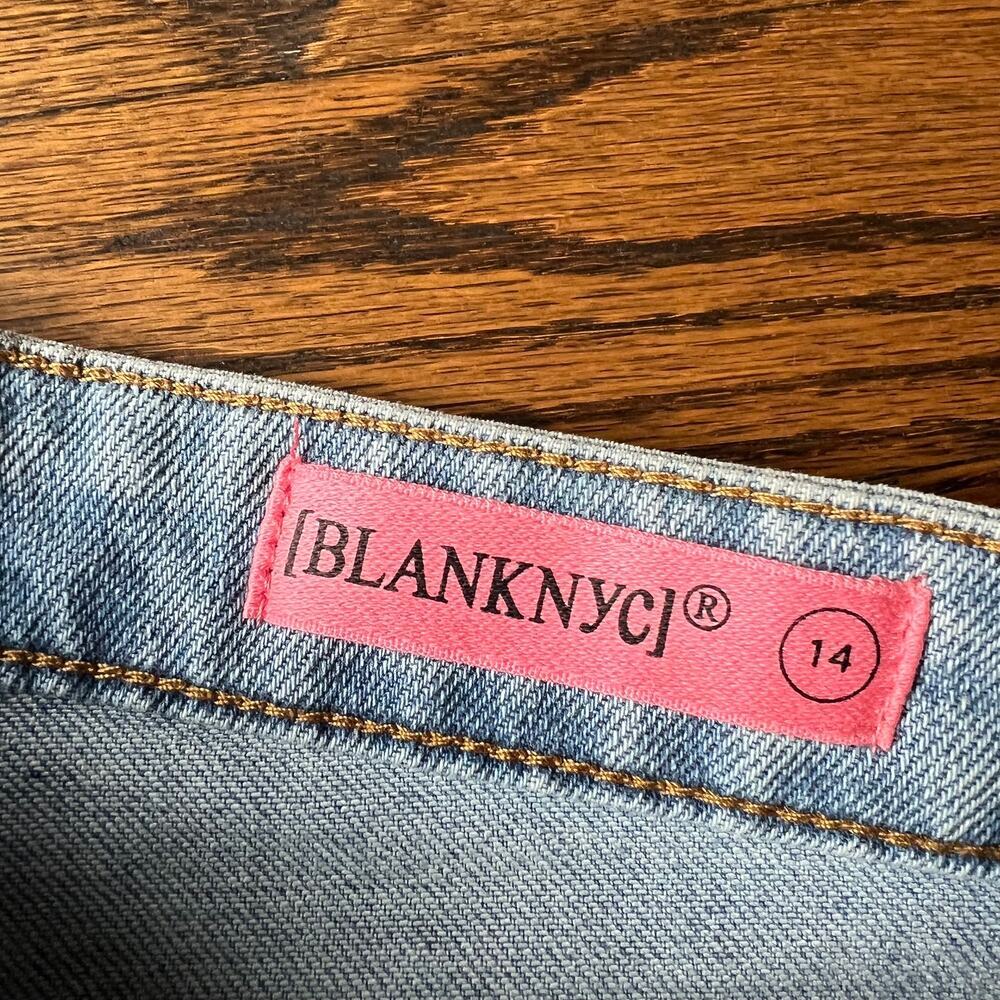 New Blank NYC Crochet Girl's Cut Off Jean Denim Shorts- 14 - Picture 4 of 6